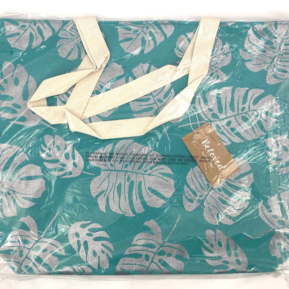 Beach Bag Silver Foil Tropical Leaf Turquoise NWT - Picture 2 of 4